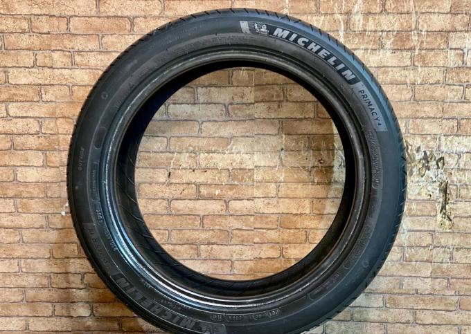 Michelin Primacy 4 235/45 R18