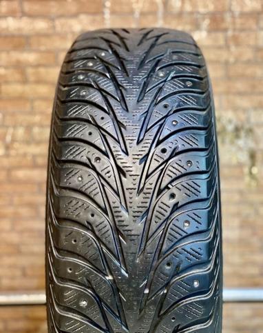 Yokohama Ice Guard IG35 215/60 R17