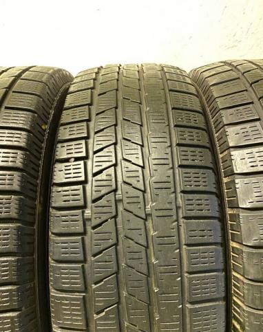 Pirelli Scorpion Ice&Snow 215/70 R16