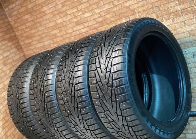 Nokian Tyres Hakkapeliitta 7 SUV 275/45 R20