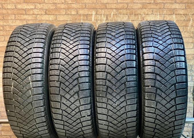 Pirelli Ice Zero FR SUV 215/65 R17