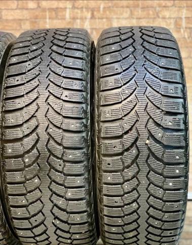 Bridgestone Blizzak Spike-01 225/60 R17