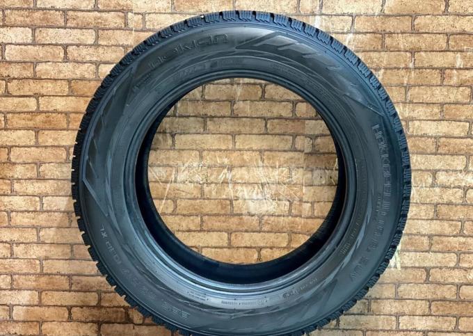 Nokian Tyres Hakkapeliitta R2 SUV 225/60 R17