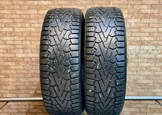 Pirelli Winter Ice Zero 235/65 R17