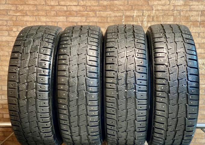 Michelin Agilis X-Ice North 215/60 R17C