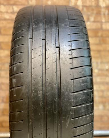 Michelin Pilot Sport 3 235/45 R18