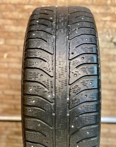 Bridgestone Ice Cruiser 7000 205/55 R16