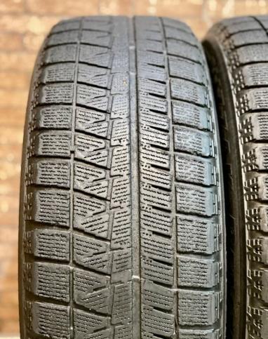 Bridgestone Blizzak Revo GZ 215/60 R16