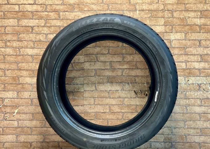 Bridgestone Blizzak WS-80 225/50 R17