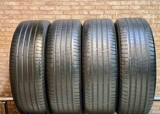 Bridgestone Alenza 001 225/65 R17