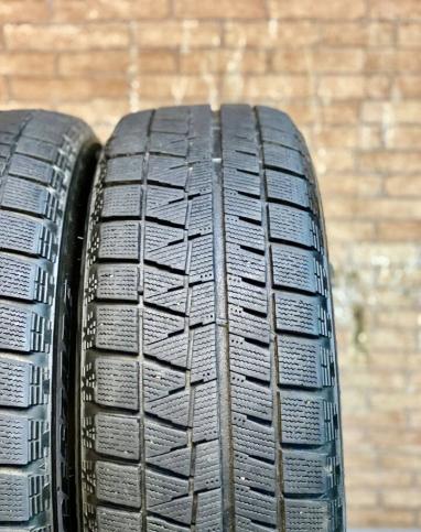 Bridgestone Blizzak Revo GZ 215/65 R16