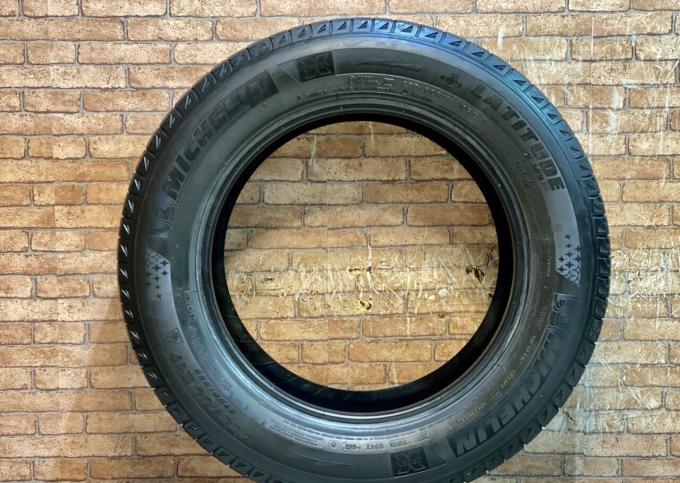 Michelin Latitude X-Ice 2 235/60 R17