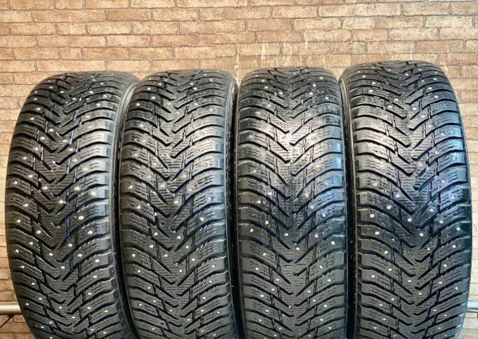 Nokian Tyres Hakkapeliitta 8 SUV 225/60 R17