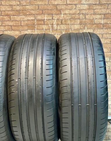 Goodyear Eagle F1 Asymmetric 5 225/55 R17