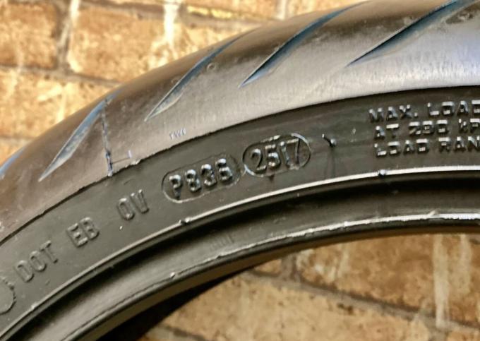 120/70 R17 Metzeler Roadtec Z8 No356