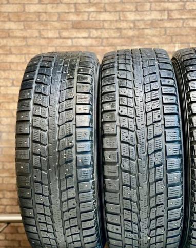 Dunlop SP Winter Ice 01 235/65 R17