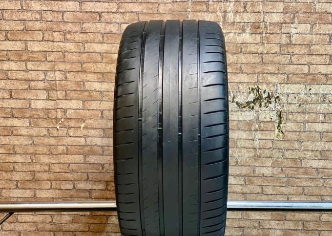 Michelin Pilot Sport 4 275/35 R19