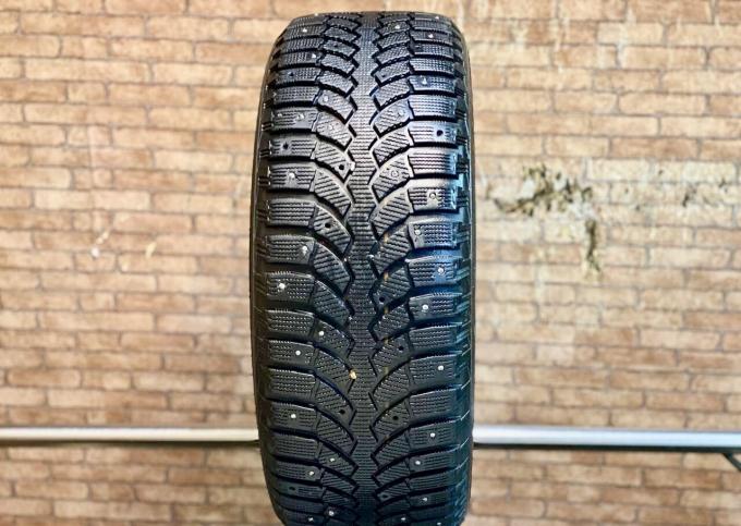 Bridgestone Blizzak Spike-01 225/55 R17