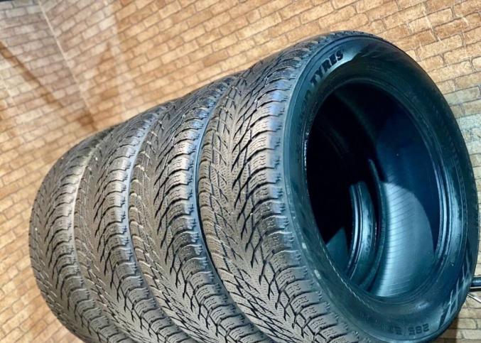 Nokian Tyres Hakkapeliitta R3 285/50 R20