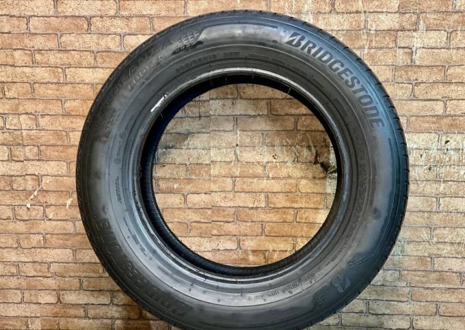 Bridgestone Turanza T005 205/65 R16