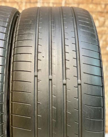 Yokohama BluEarth-XT AE61 255/45 R20