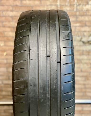 Michelin Pilot Sport 4 225/45 R18