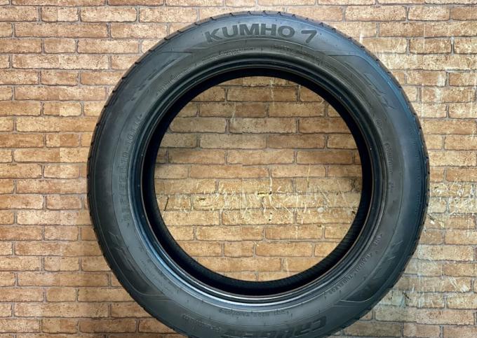 Kumho Crugen Premium KL33 235/55 R19