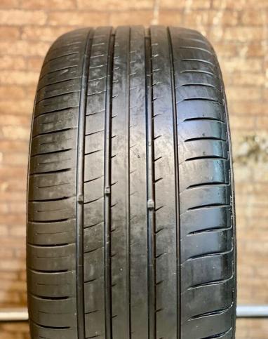 Nexen N Fera RU1 255/50 R19