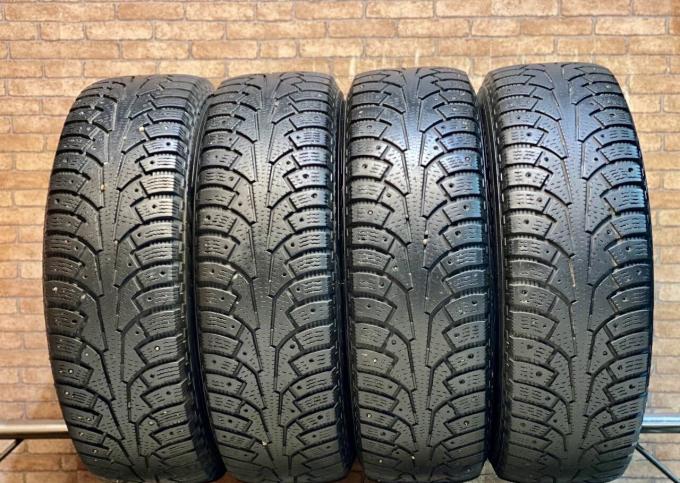 Nokian Tyres Hakkapeliitta 5 SUV 215/70 R16