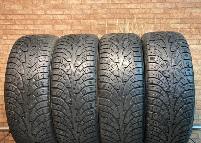 Hankook Winter I'Pike W409 235/55 R17