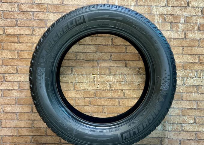 Michelin X-Ice XI2 205/60 R16