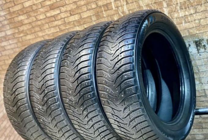 Kumho WinterCraft SUV Ice WS31 215/60 R17