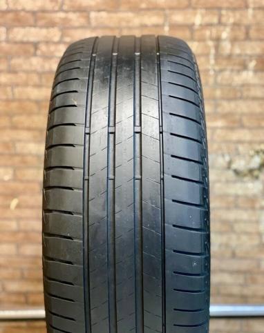 Bridgestone Turanza T005 225/55 R18