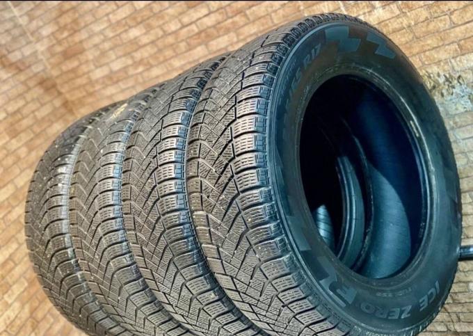 Pirelli Ice Zero FR SUV 225/65 R17