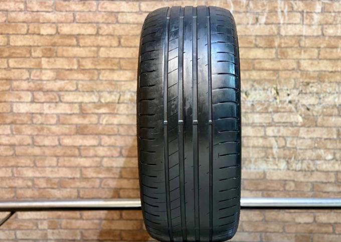 Goodyear EfficientGrip Performance 215/55 R16