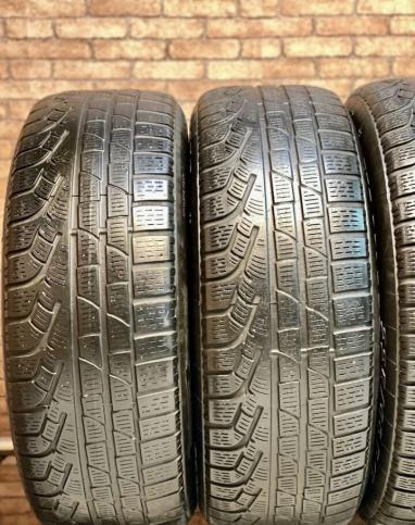 Pirelli Winter Sottozero 210 225/60 R17