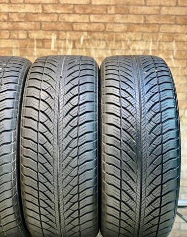 Goodyear UltraGrip 8 225/55 R17