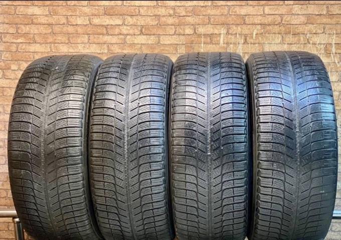 Michelin X-Ice XI3 235/55 R17