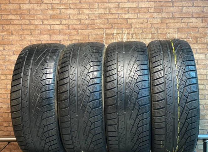 Pirelli Winter Sottozero 235/55 R17