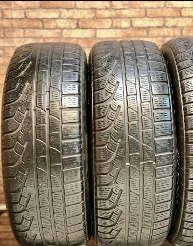 Pirelli Winter Sottozero 240 Serie II 225/60 R17