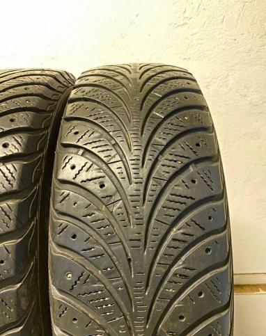 Goodyear UltraGrip Extreme 195/65 R15