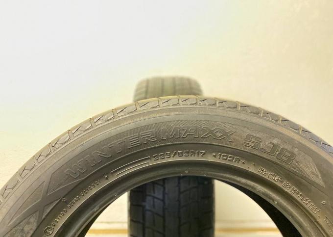 Dunlop Winter Maxx SJ8 225/65 R17