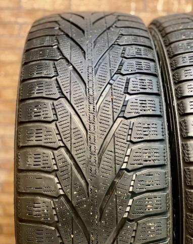 Nokian Tyres Hakkapeliitta R2 SUV 225/60 R17