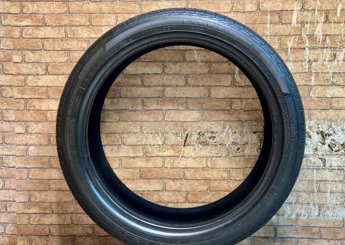 Goodyear Excellence 245/40 R20