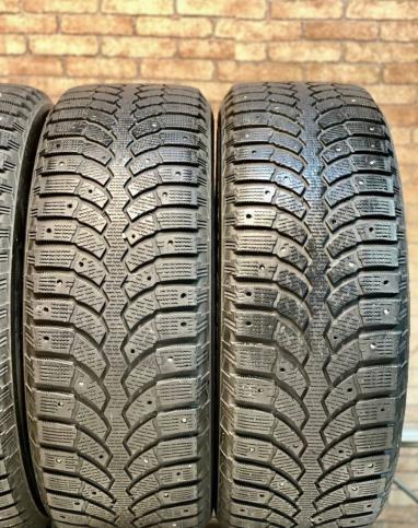 Bridgestone Blizzak Spike-01 225/60 R17