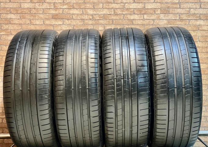 Pirelli P Zero PZ4 245/50 R19