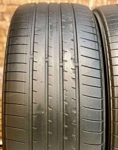 Yokohama BluEarth-XT AE61 255/45 R20