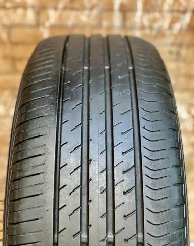 Dunlop Veuro VE303 215/65 R15