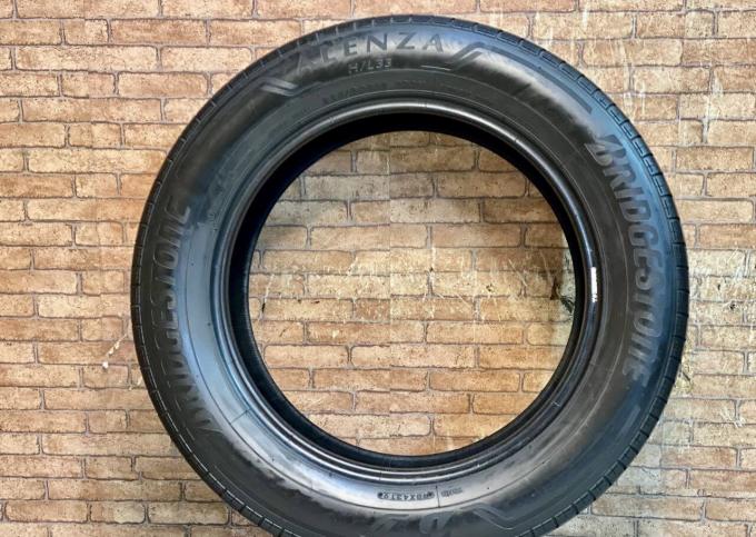 Bridgestone Alenza H/L 33 225/60 R18