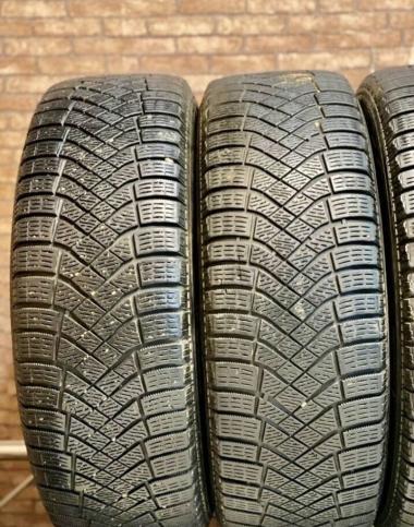 Pirelli Ice Zero FR SUV 225/65 R17